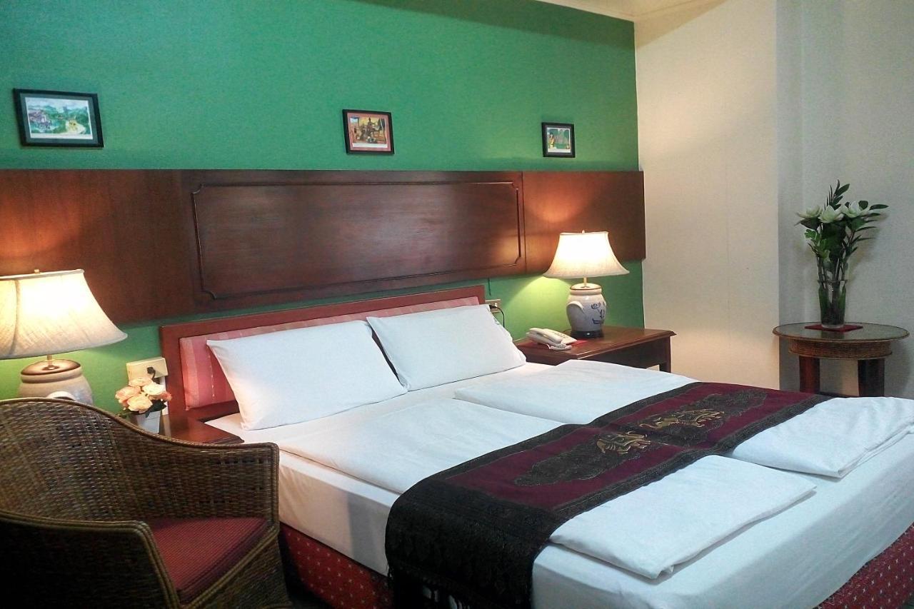 People Place Boutique In Town Hotel - Sha Extra Plus Chiang Mai Exterior foto