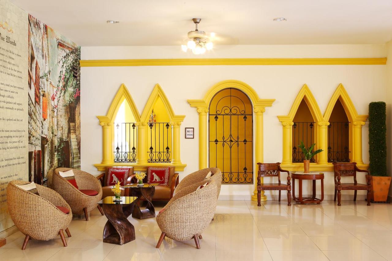 People Place Boutique In Town Hotel - Sha Extra Plus Chiang Mai Exterior foto